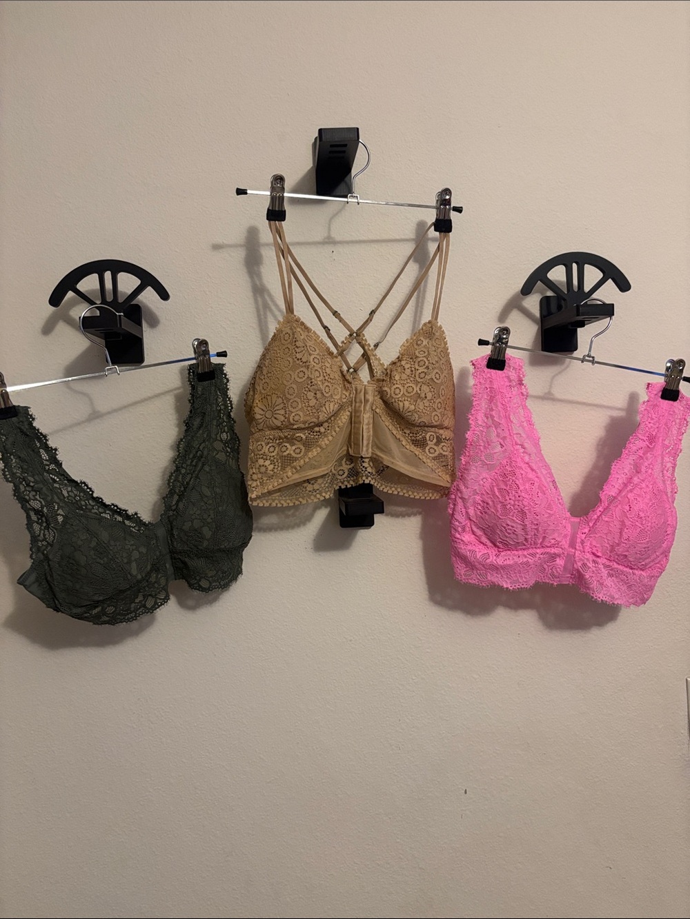 Aerie Lace Bralette bundle - Pink, green, nude. Small.